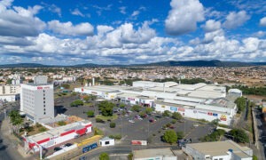 foto área do Montes Claros Shopping