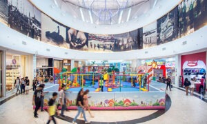 Praça de eventos do Parque Shopping Belém