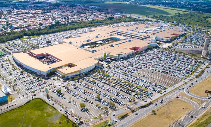 Vista área do Parque D. Pedro Shopping
