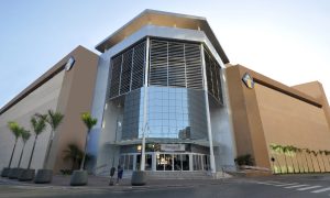 Fachada do Top Shopping